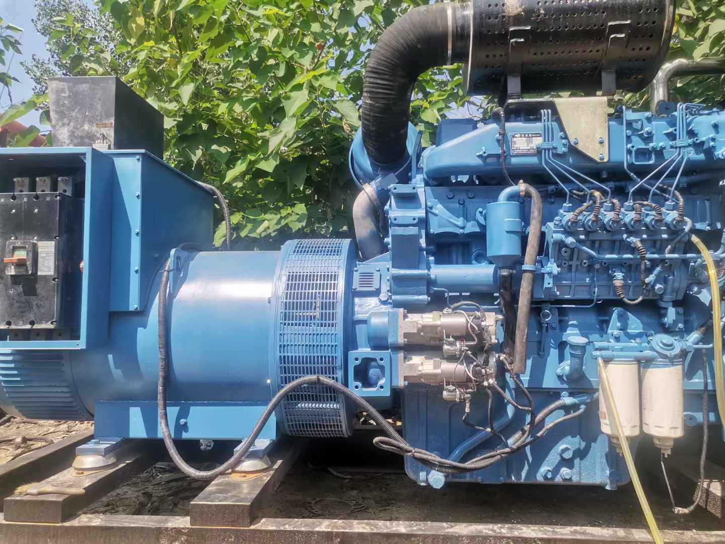 隆昌详细说明降低 800kW 柴油发电机输出电流波动的方法